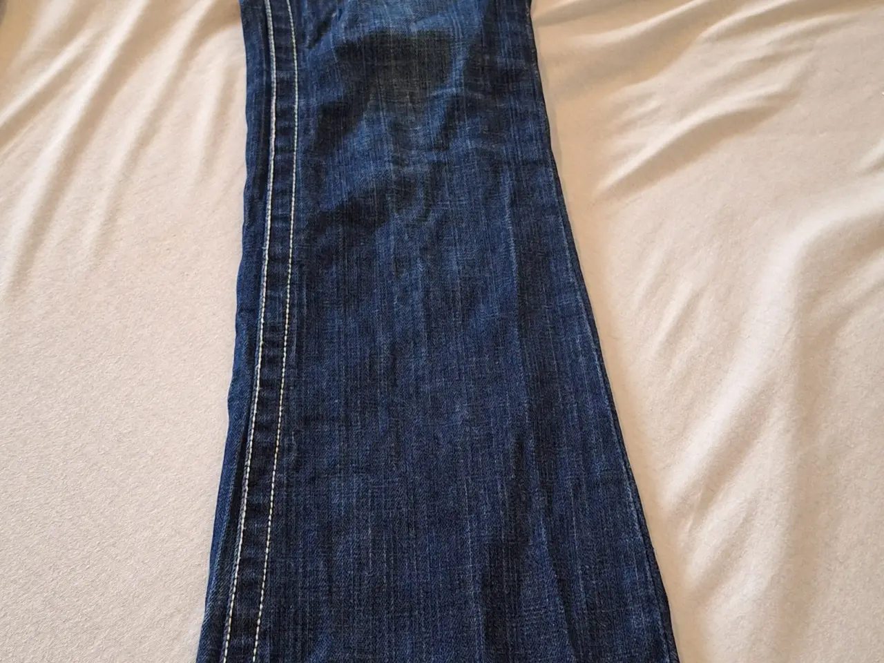 Billede 2 - Overalls med broderier