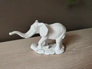 Flot porcelæns elefant