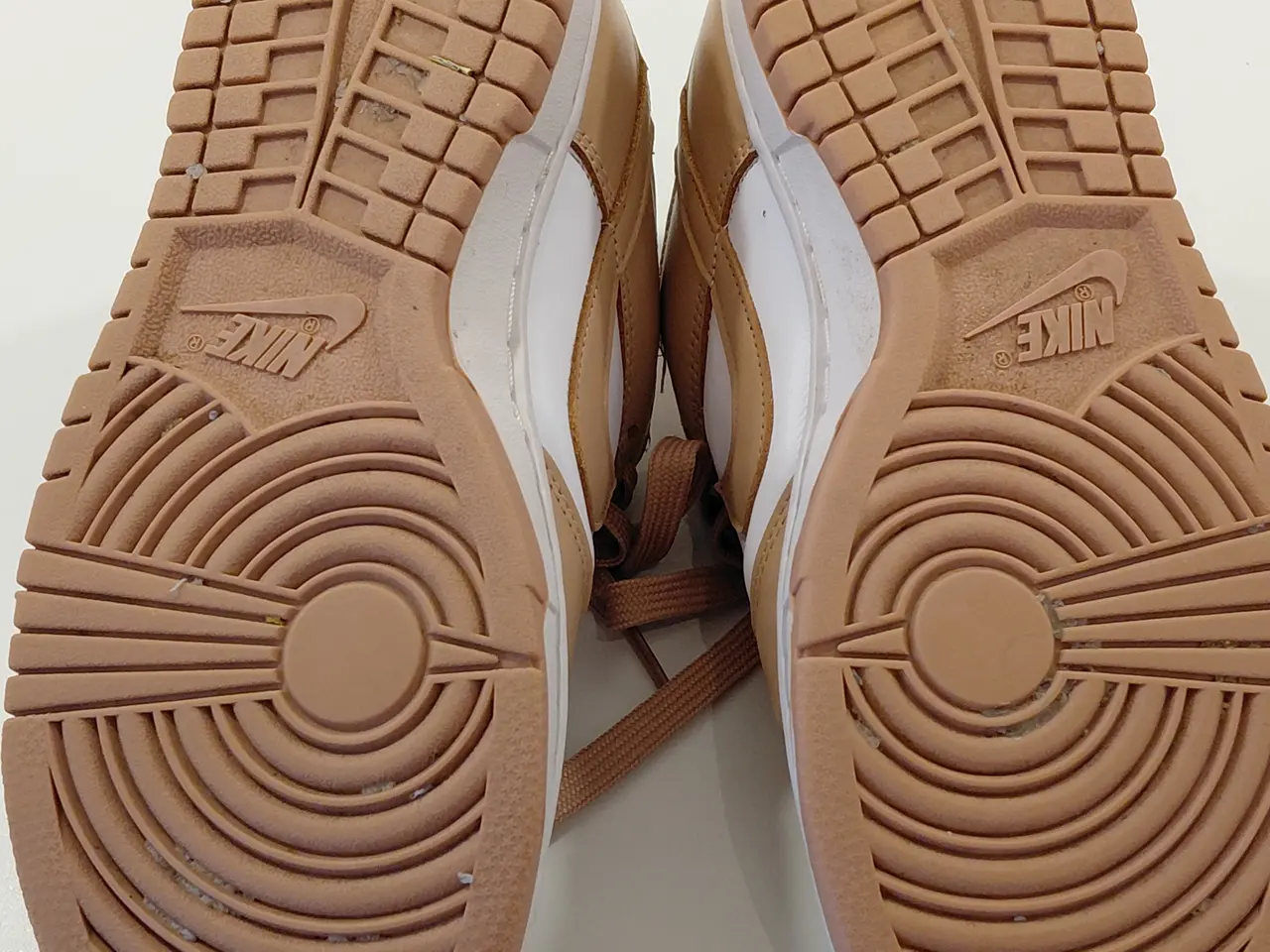 Billede 4 - Nike Sneakers, brugt få gange