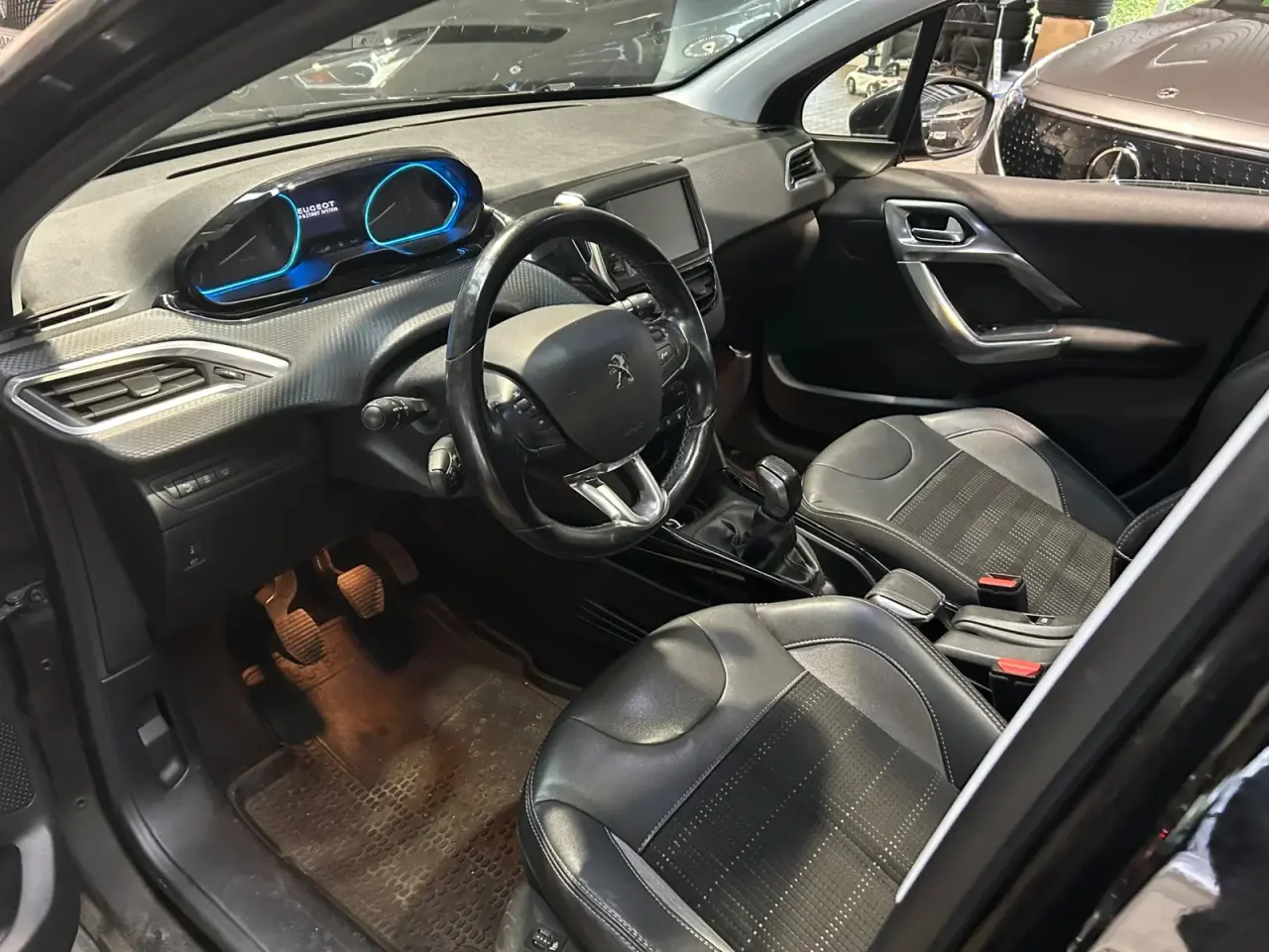 Billede 6 - Peugeot 2008 1,6 BlueHDi 100 Allure Sky