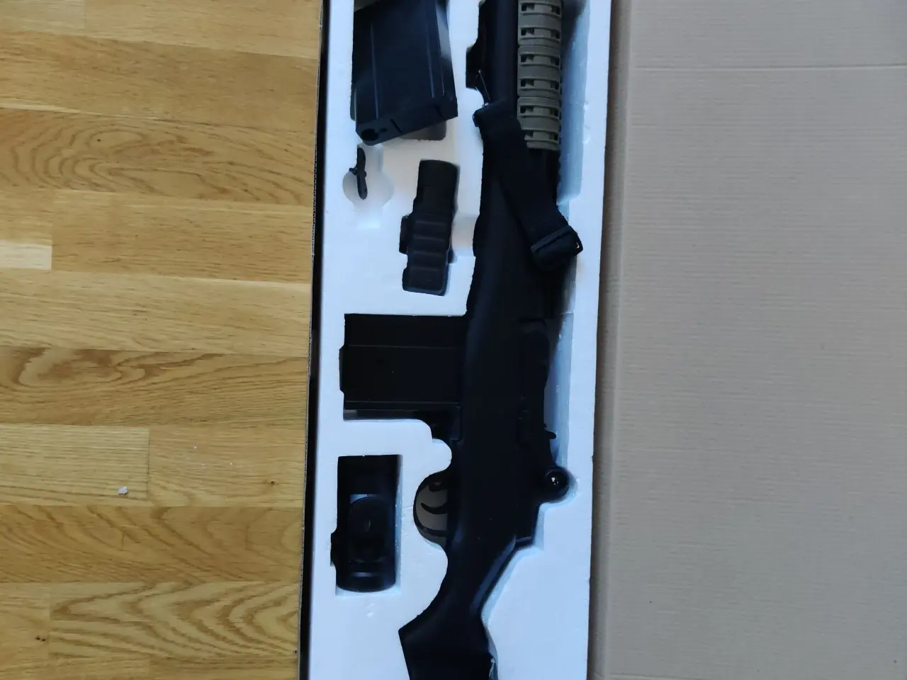 Billede 1 - M14 Full automatisk Airsoft riffel