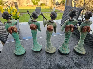 5 figurer 2 er ens
