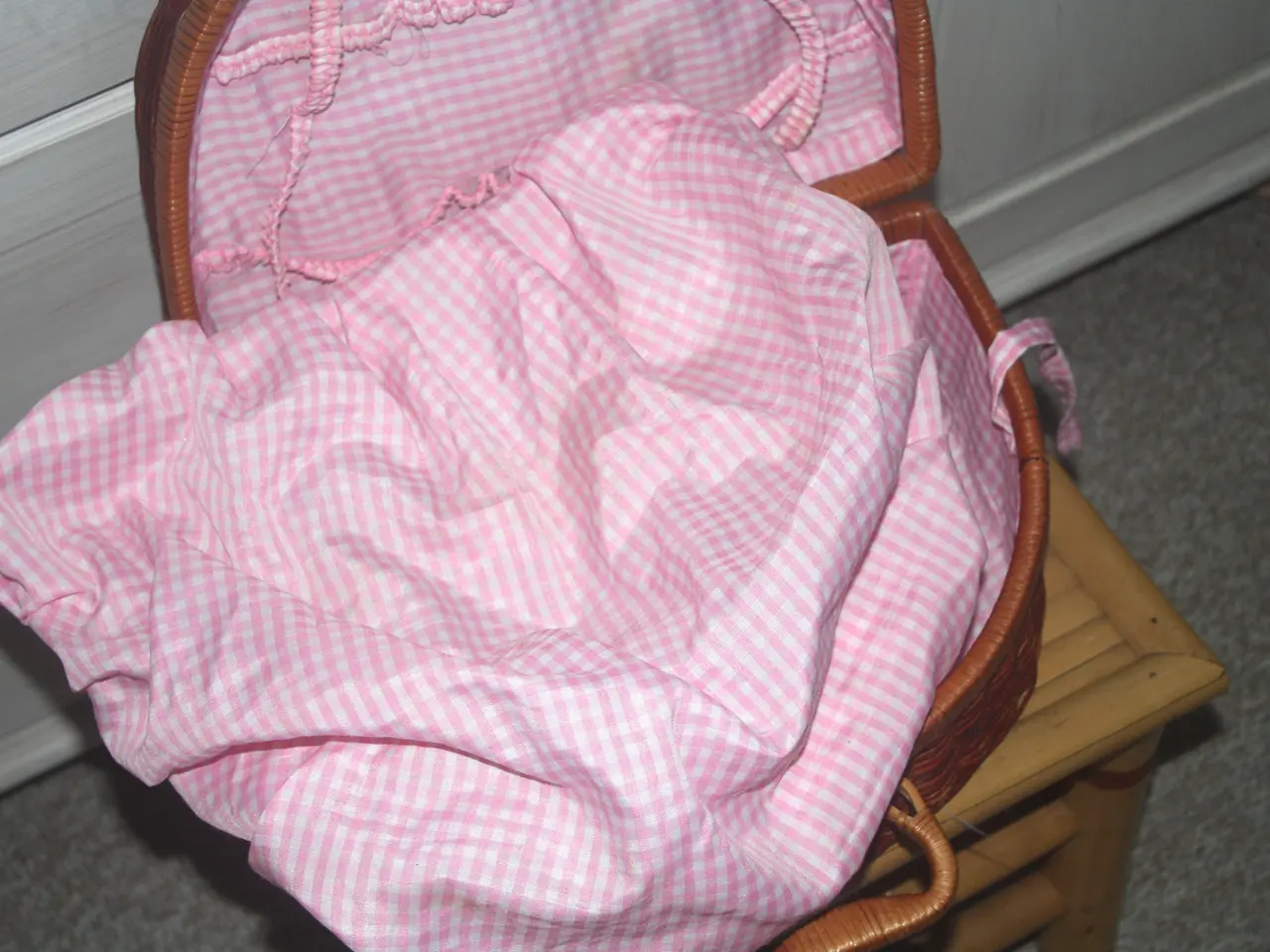Billede 4 - Lille retro beauty box / picnickurv længde 31 cm,
