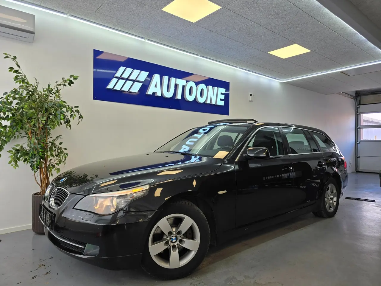 Billede 1 - BMW 525i 3,0 Touring Steptr.