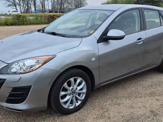 Mazda 3 benzin, lav km
