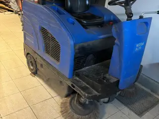 Nilfisk feje maskine R 870 nye renoveret