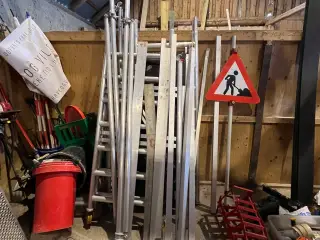 Custers stillads 9,5m + støtteben