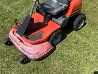Havetraktor Husqvarna R13/850 Hydrostatic 