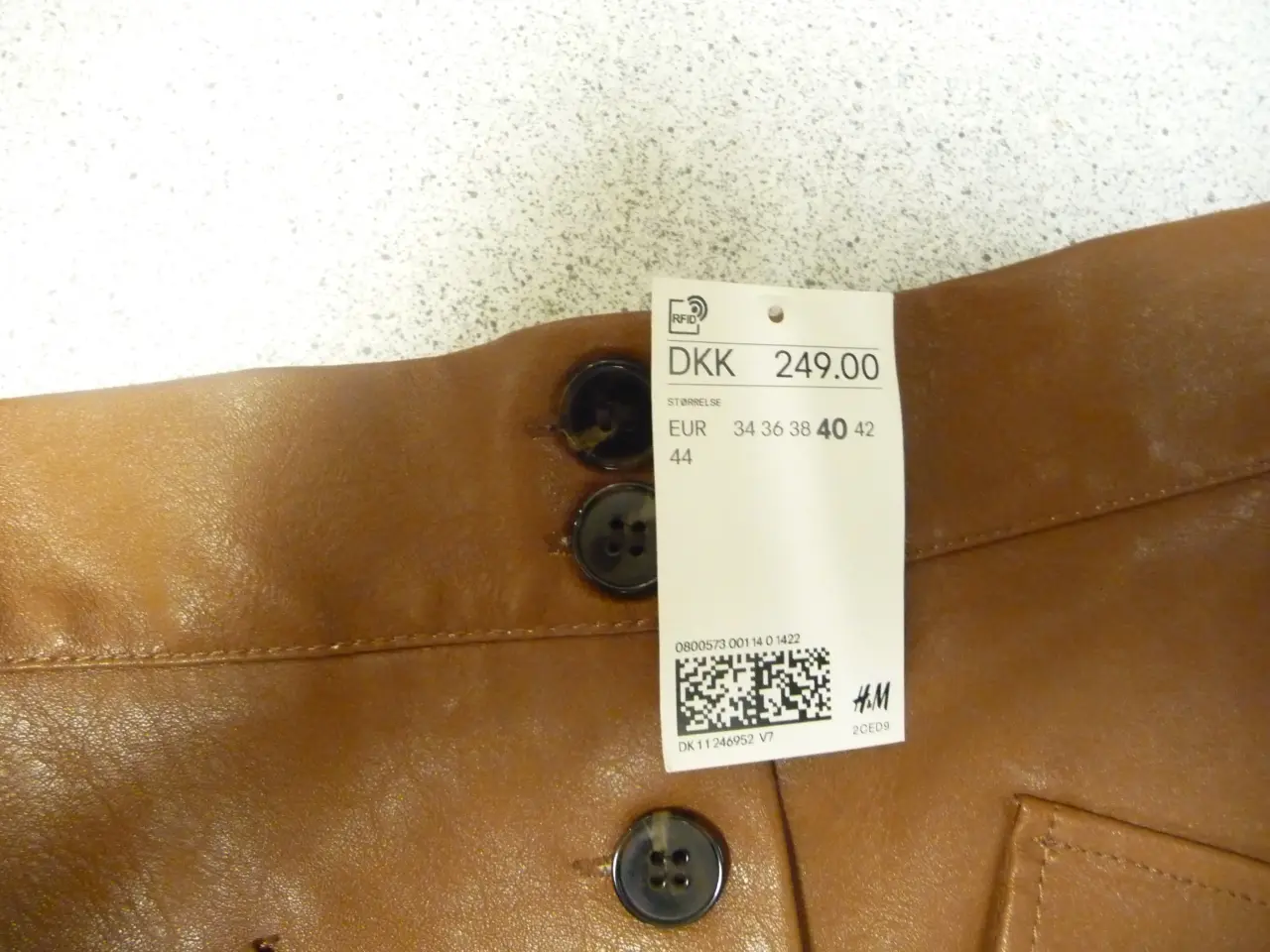 Billede 3 - nederdel str 40 H&M