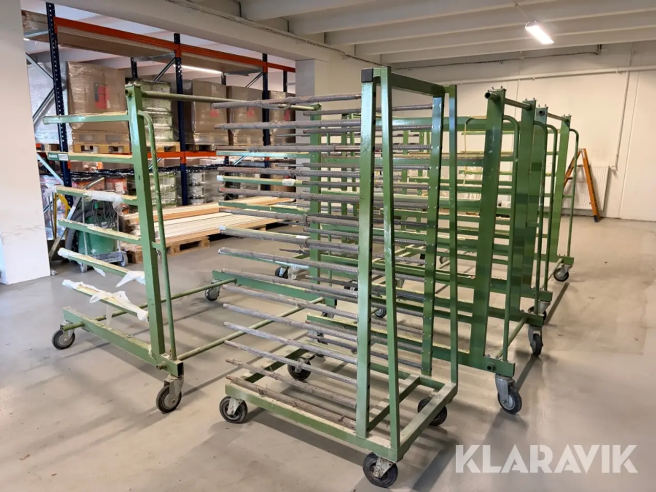 Billede 5 - Transport/tørrevogn 5 styk blandet størrelser.