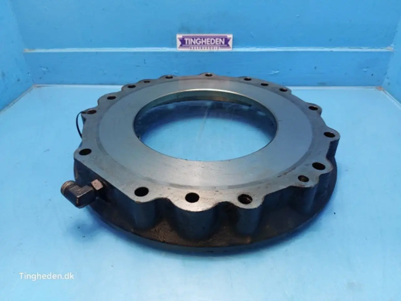 Billede 8 - New Holland T6 Afstandsstykke 87608920