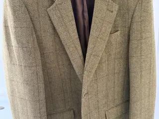 Lækker tweed blazer str. 52 (opgives som UK 42)
