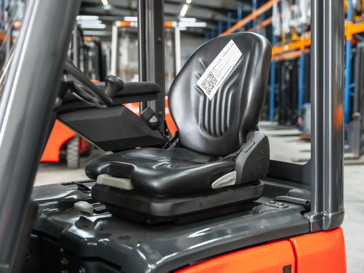 Billede 5 - Linde E 12-02 el-gaffeltruck - 1200 kg, 2945 mm - brugt