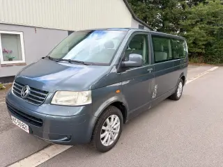 Volkswagen Transport 2.5 tid TDI med plads til 10