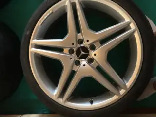 Mercedes AMG fælge.