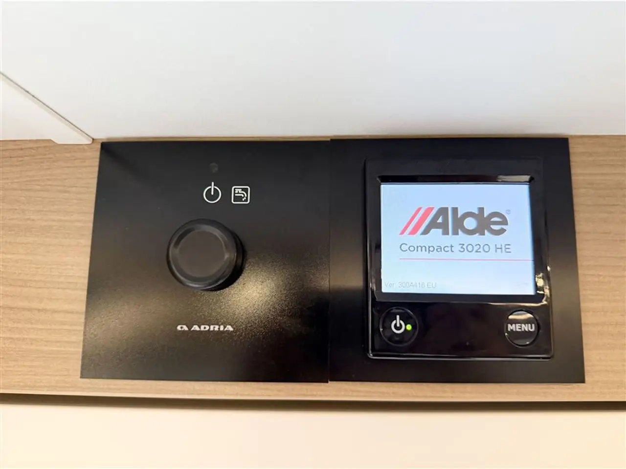 Billede 18 - 2020 - Adria Adora 472 UP   Fransk seng-Alde-Gulvtemp.-Mover-Fast markise