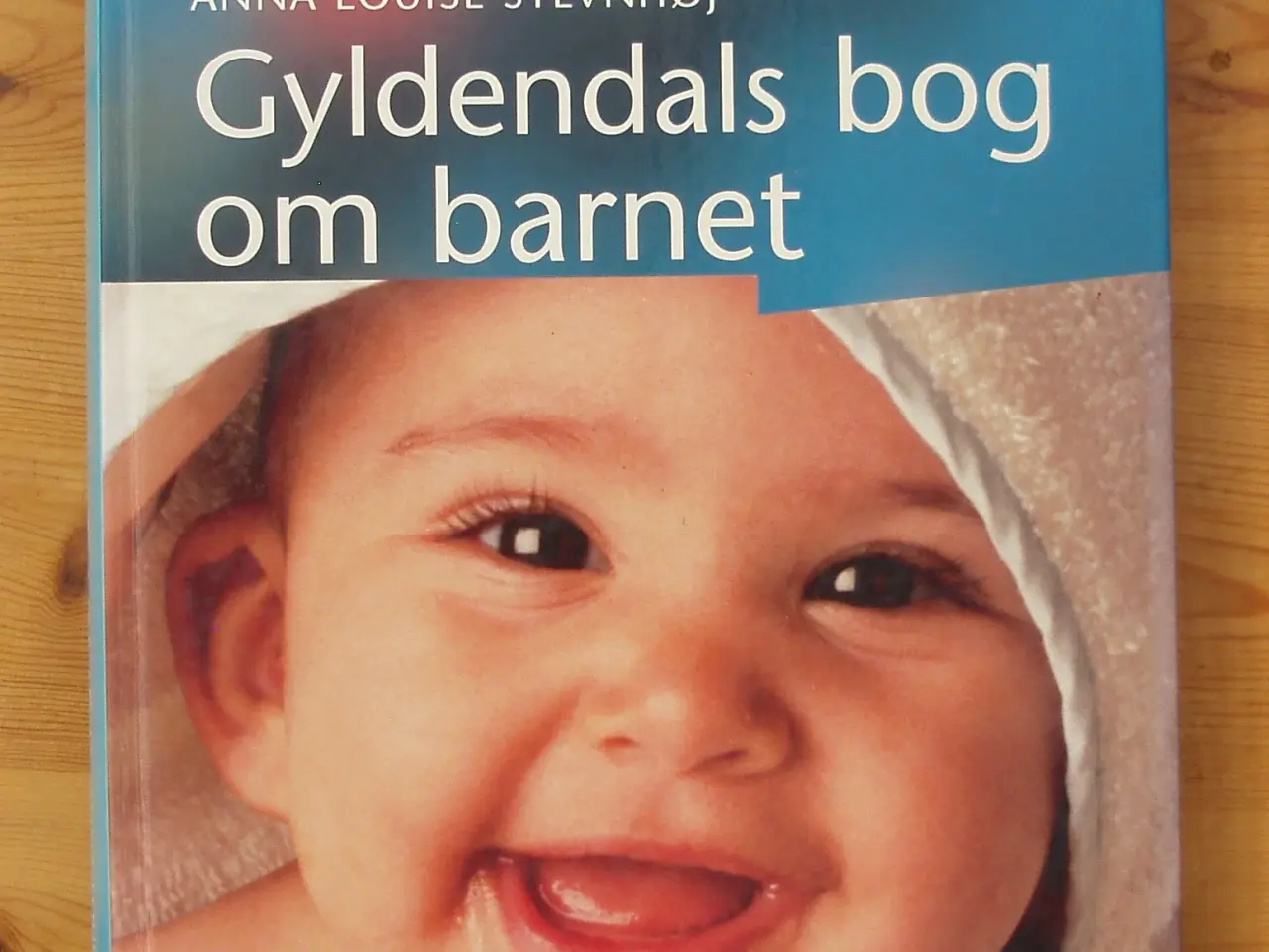 Billede 1 - Gyldendals bog om Barnet
