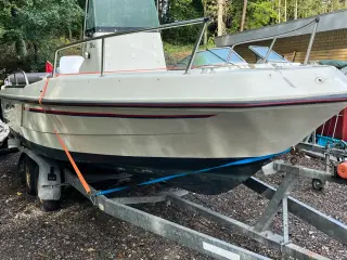 Elan 20 Styrpult båd 