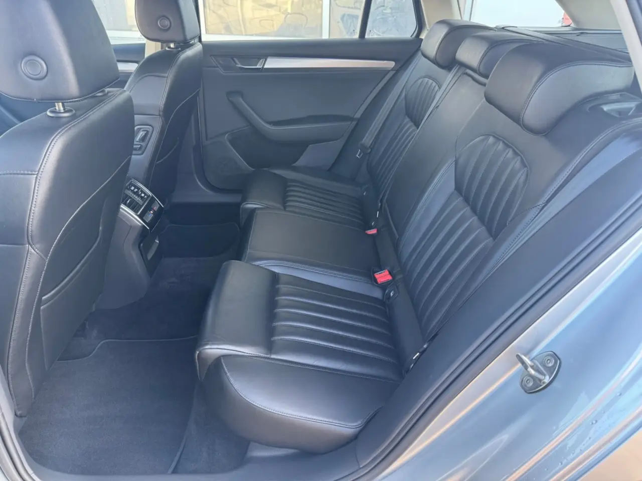 Billede 10 - Skoda Superb 1,5 TSi 150 Business Executive Combi DSG