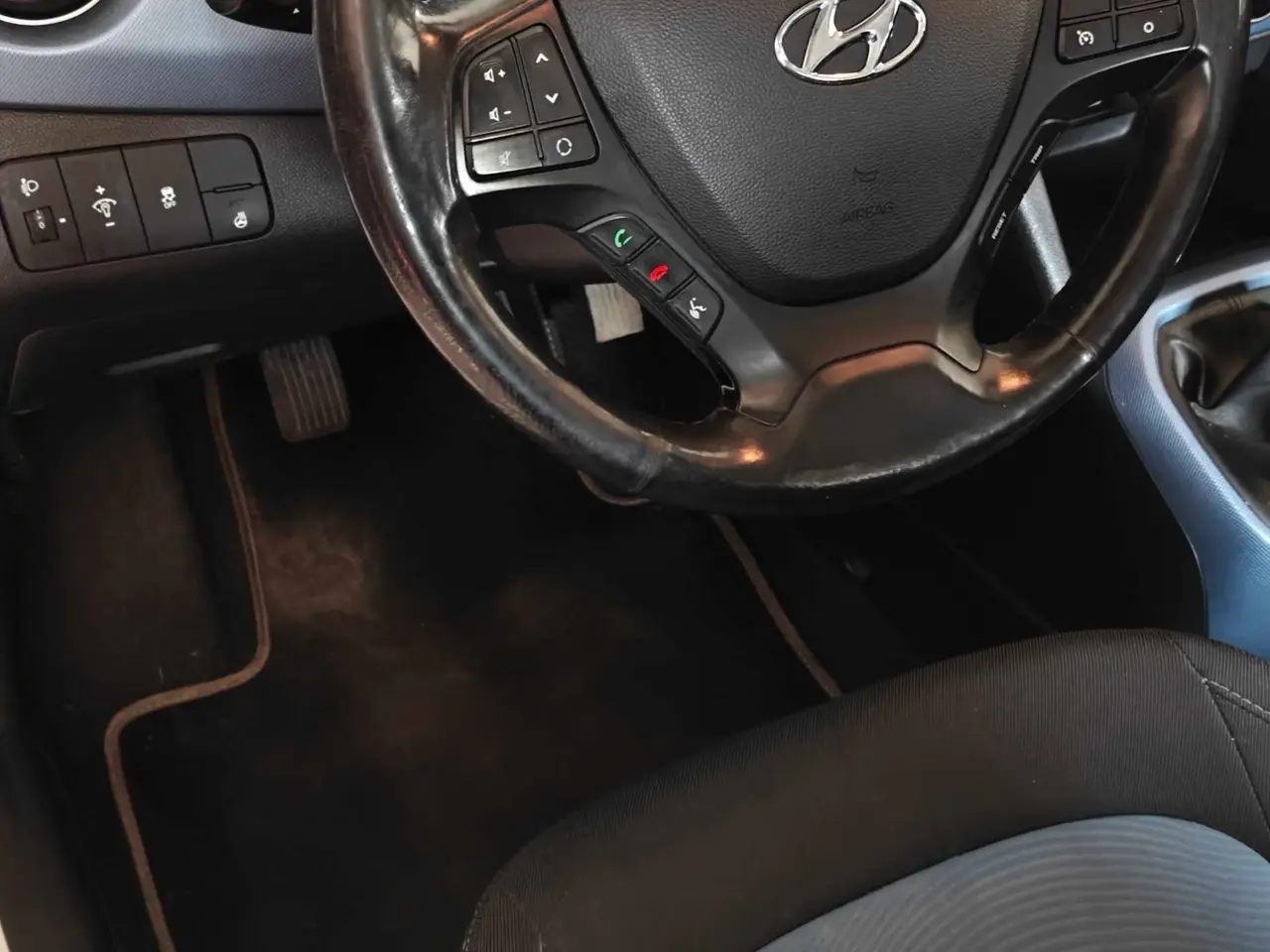 Billede 5 - Hyundai i10 med lavt forbrug høj komfort og udstyr