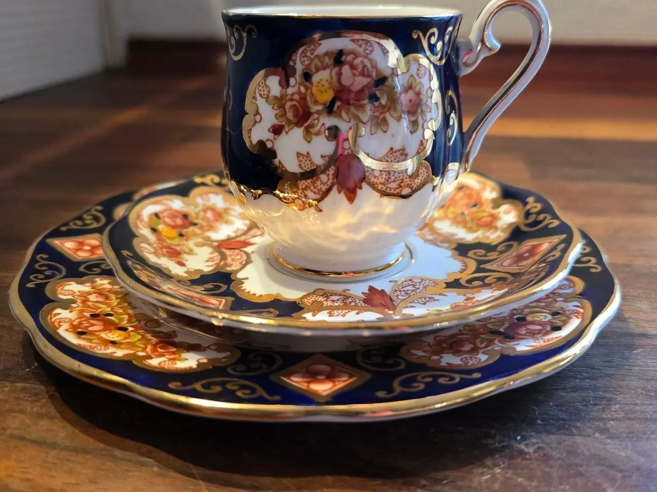 Billede 2 - Elegant Royal Albert Bone China Heirloom kaffekop 