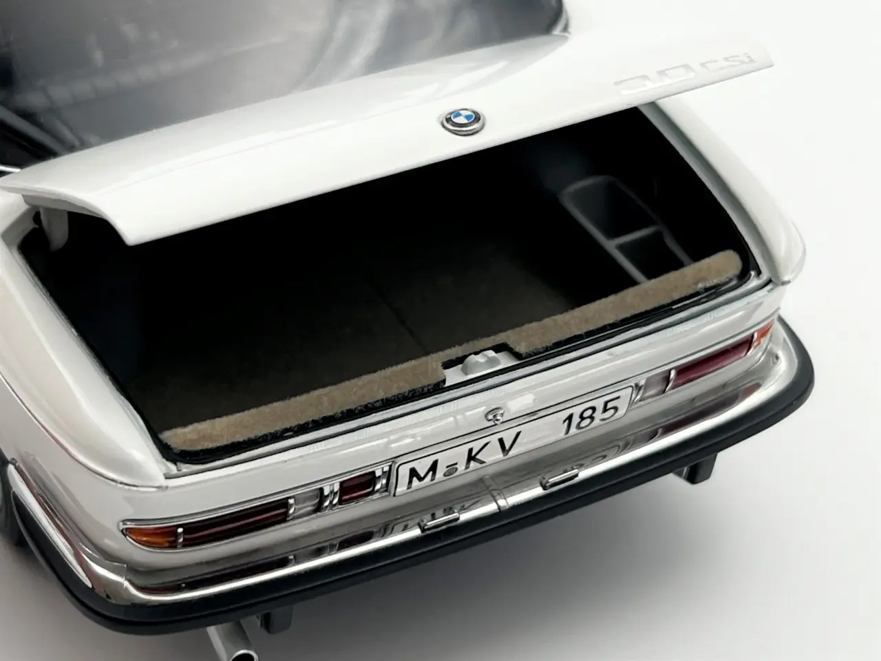 Billede 8 - 1971 BMW 3,0 CSi E9 - 1:18 Mega sjælden udbudt