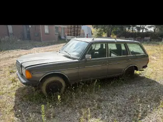 Mercedes 123 250t