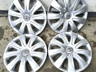 15" Toyota hjulkapsler