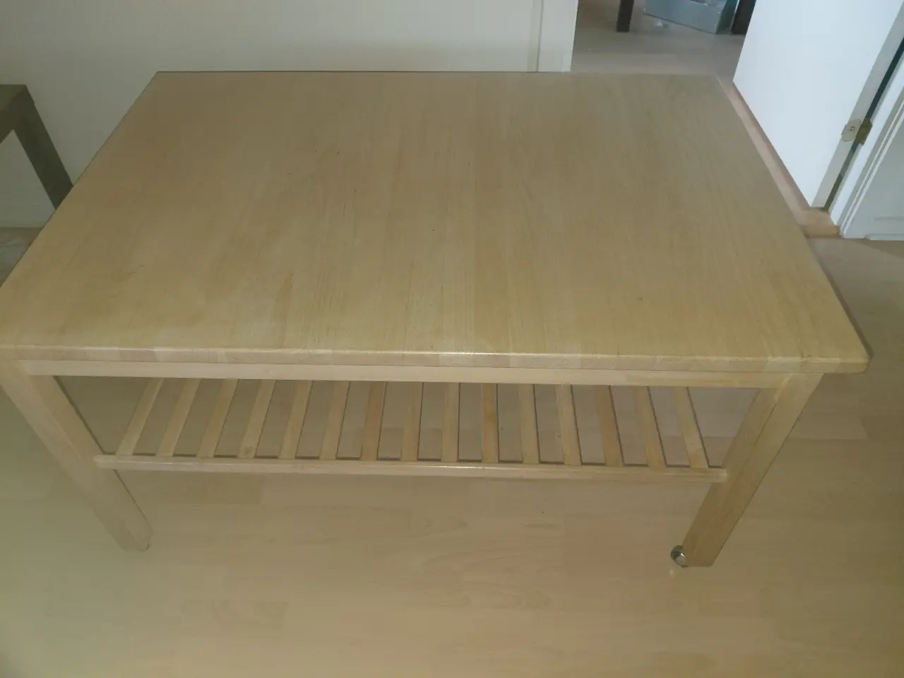 Billede 1 - Sofabord i egetræ