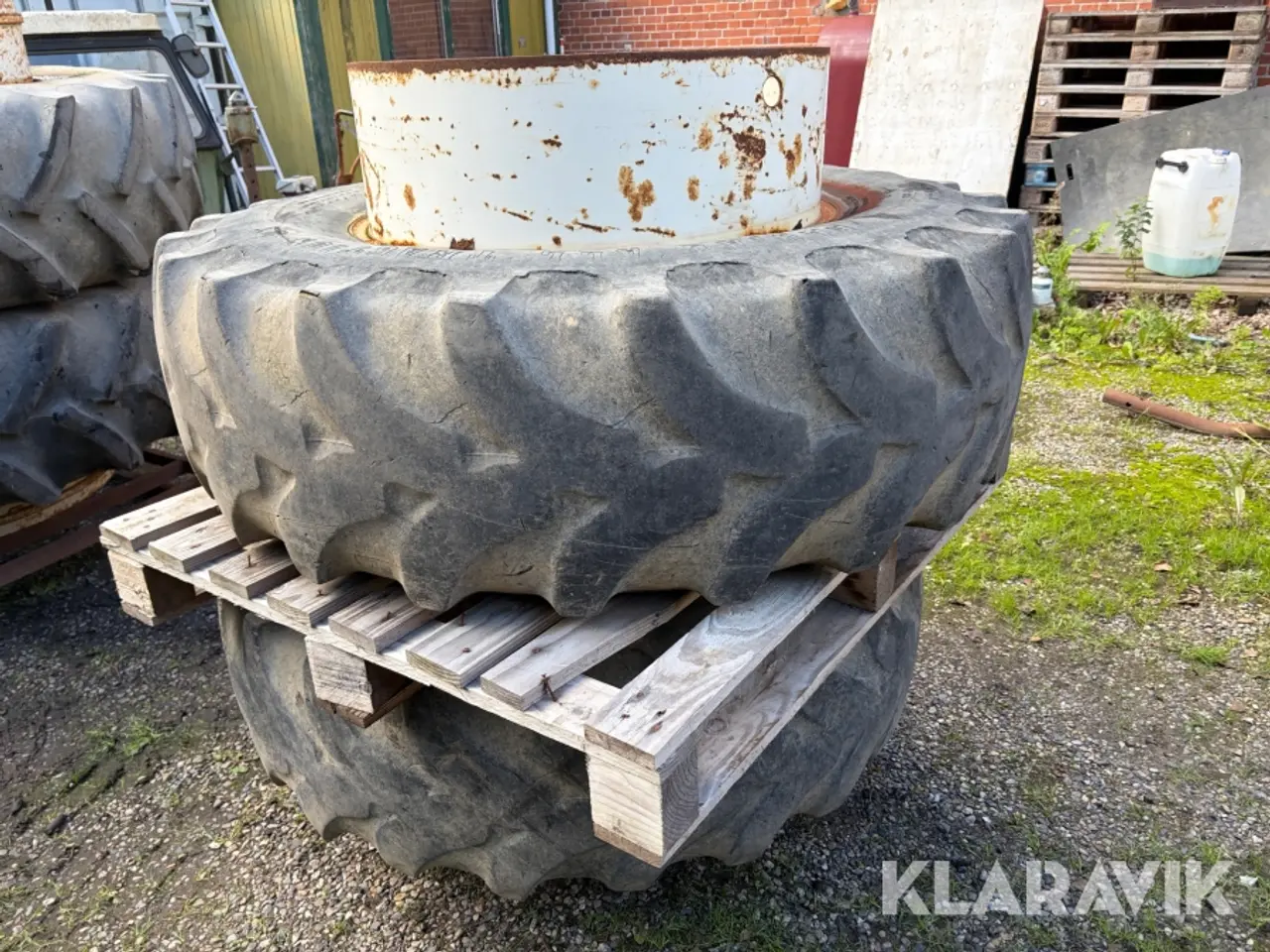 Billede 1 - Landbrugsdæk Firestone Radial All Traction DT 2 styk