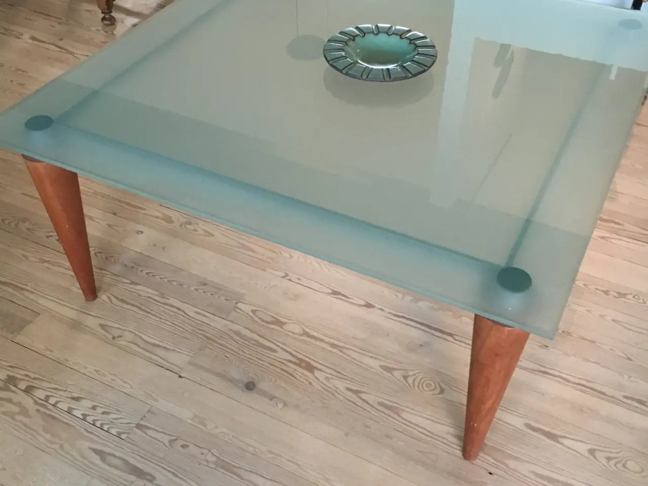 Billede 1 - Sofabord mat glas - kvadratisk