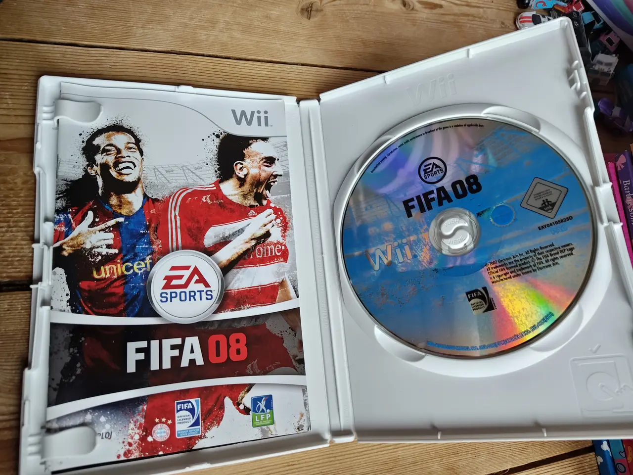 Billede 2 - Fifa 08 Fodboldspil til Nintendo Wii