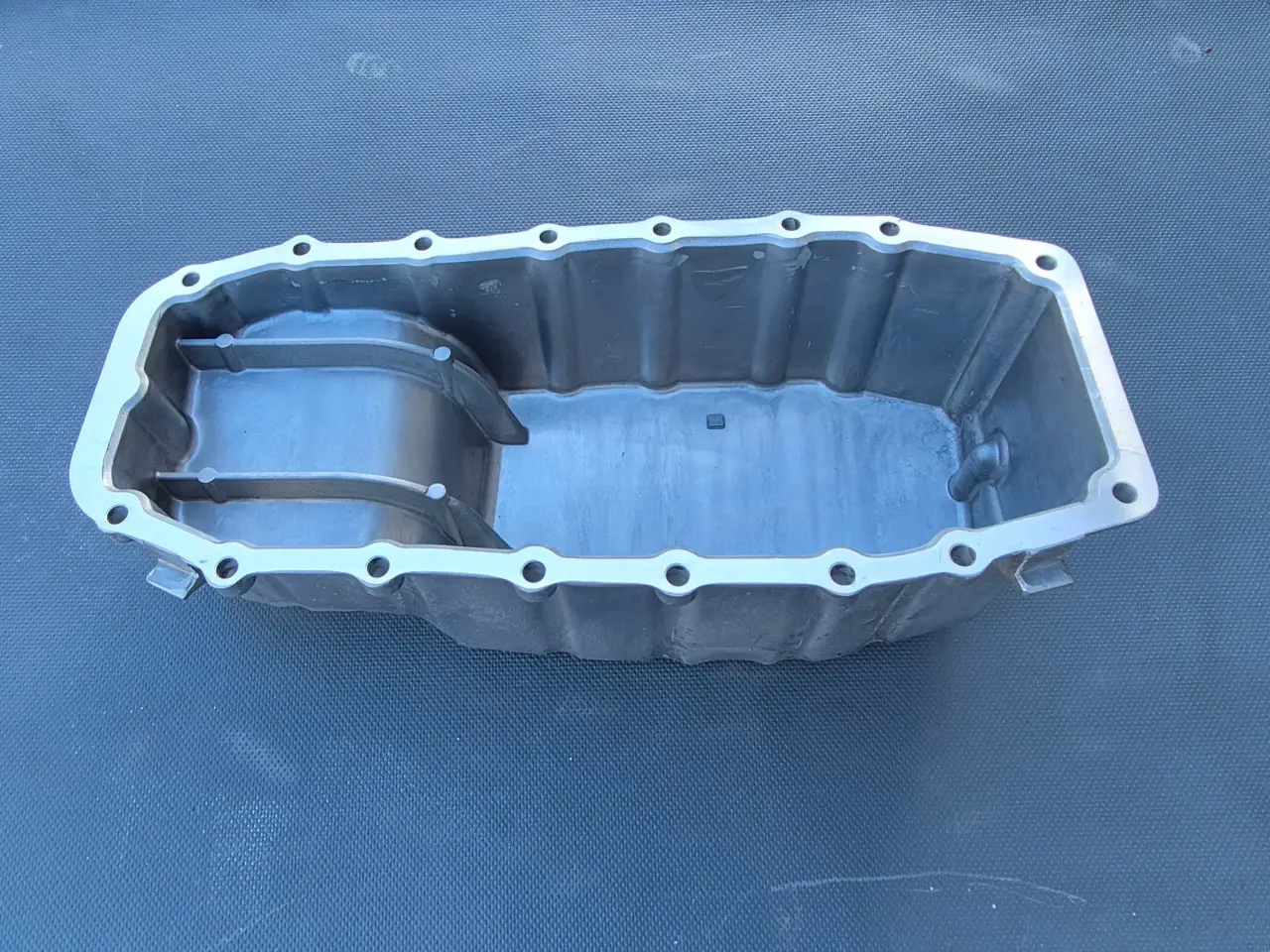 Billede 2 - Alu-bundkar til fiat punto/alfa.