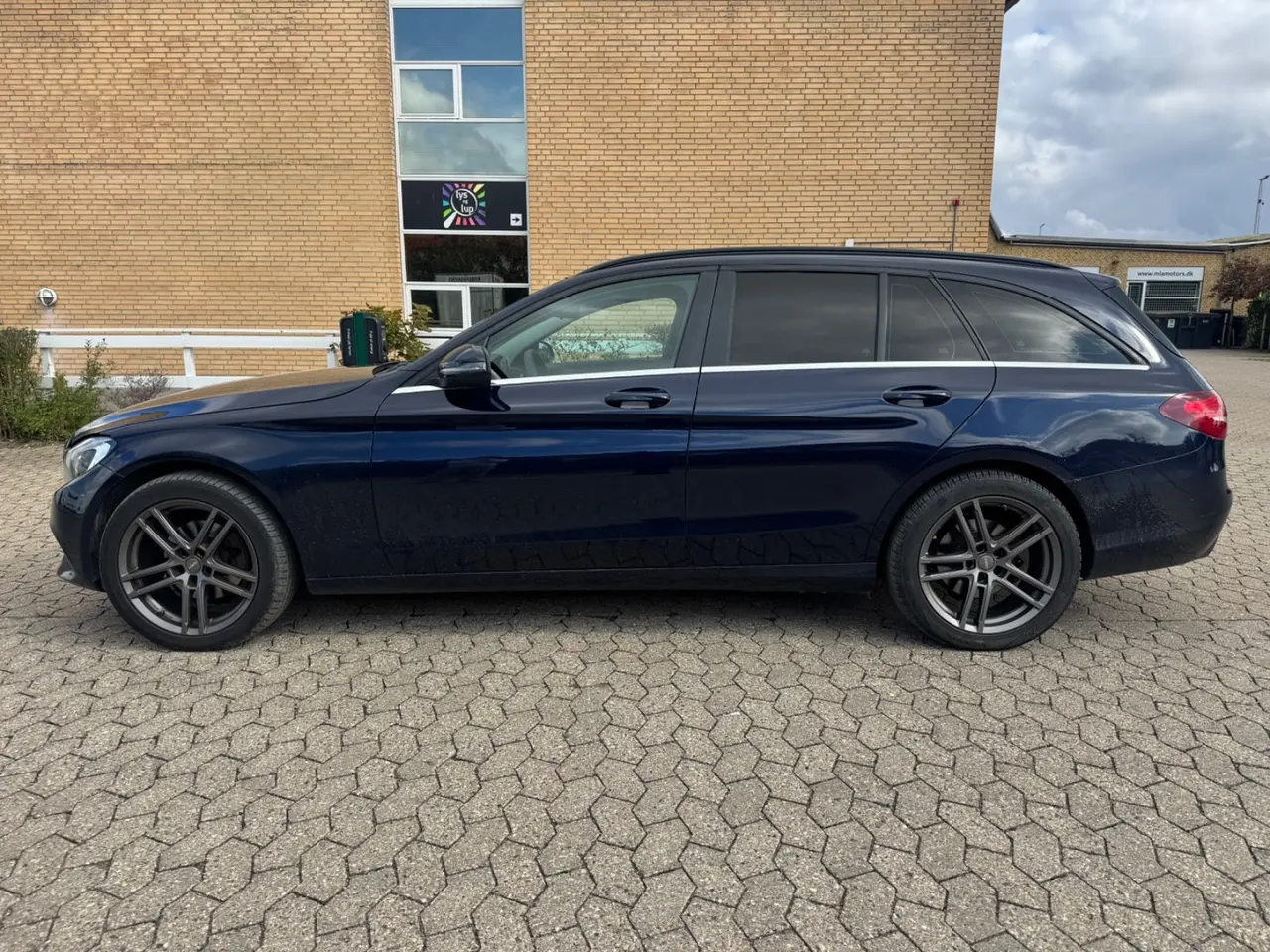 Billede 2 - Mercedes C220 d 2,2 Business stc. aut.