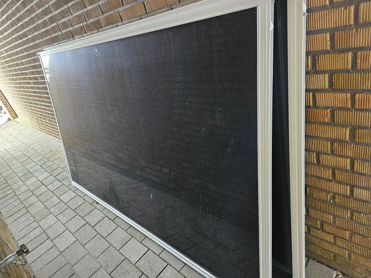 Billede 2 - Skydelåger i sortglas