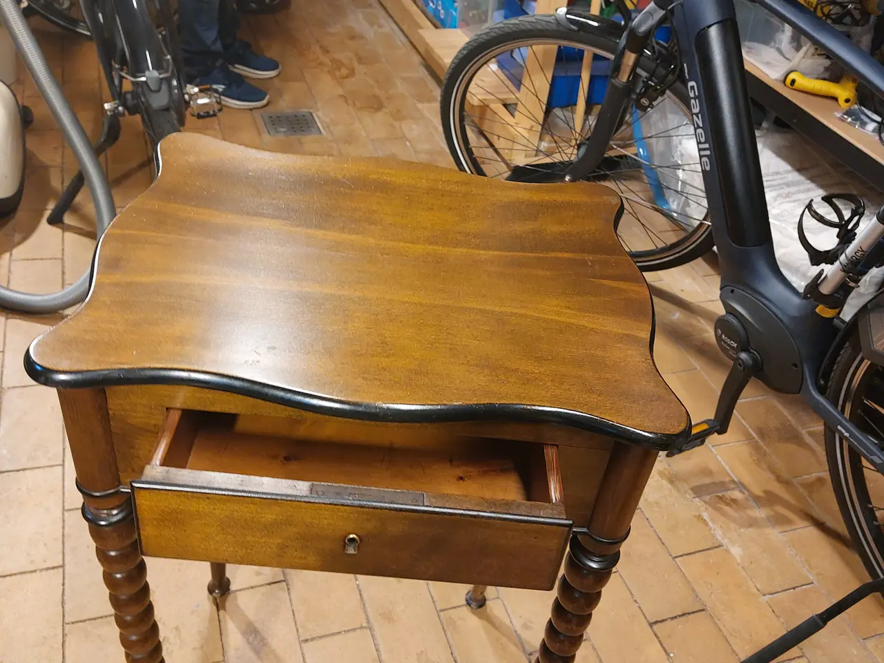 Billede 2 - Klassisk vintage/sidebord