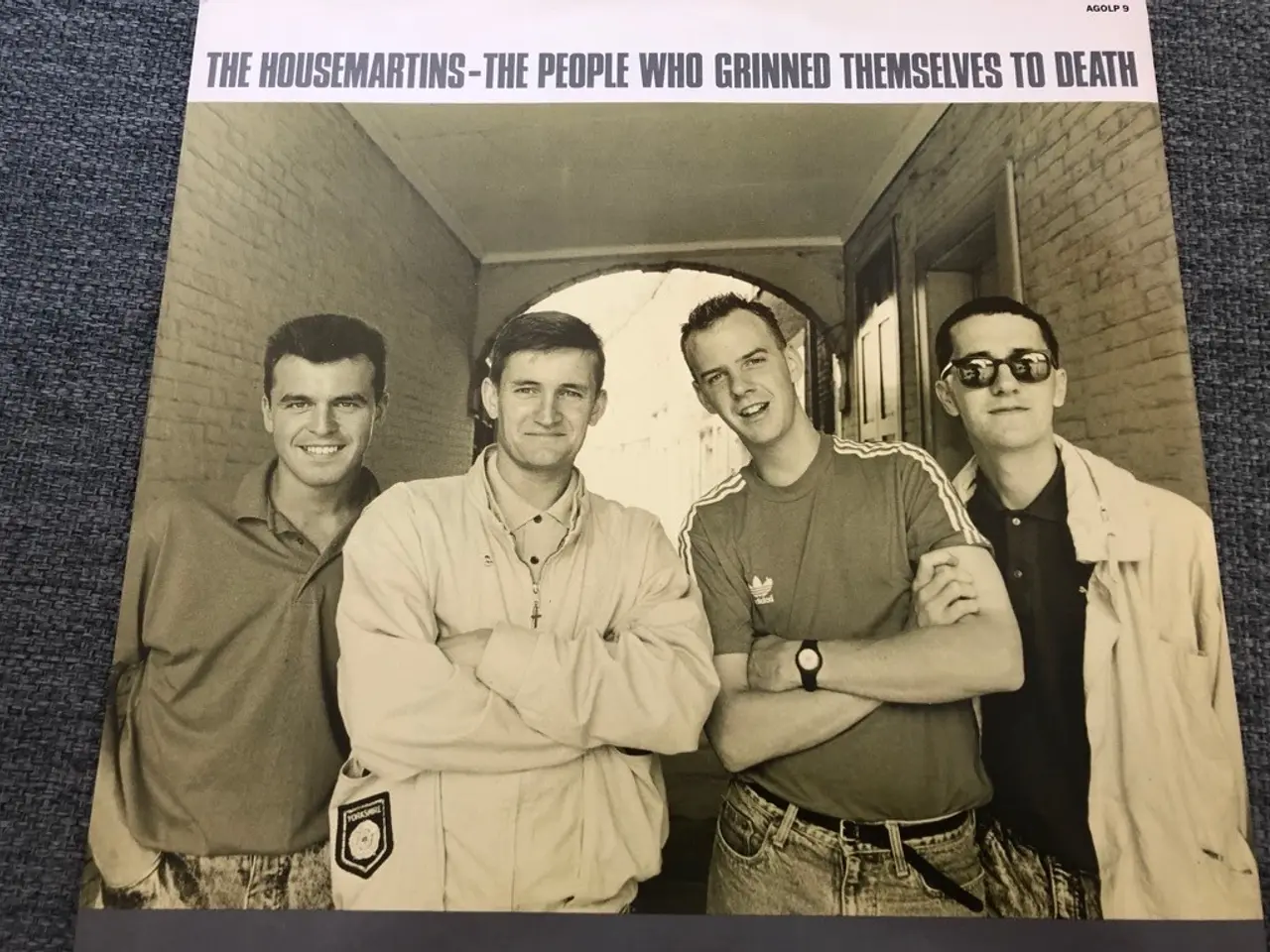 Billede 3 - The Housemartins, The People Who Grinned Themselve