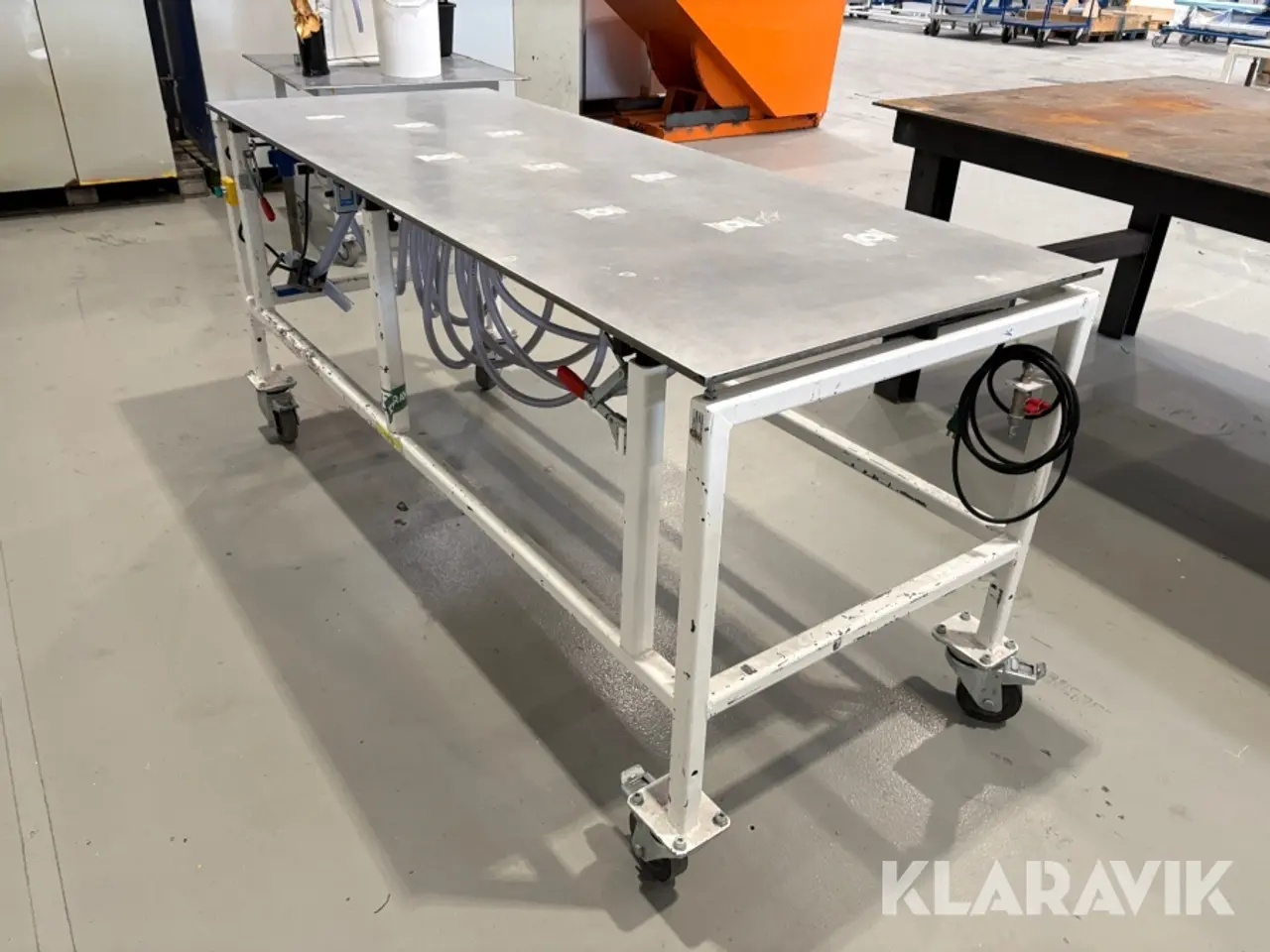 Billede 1 - Arbejdsbord med vakuum
