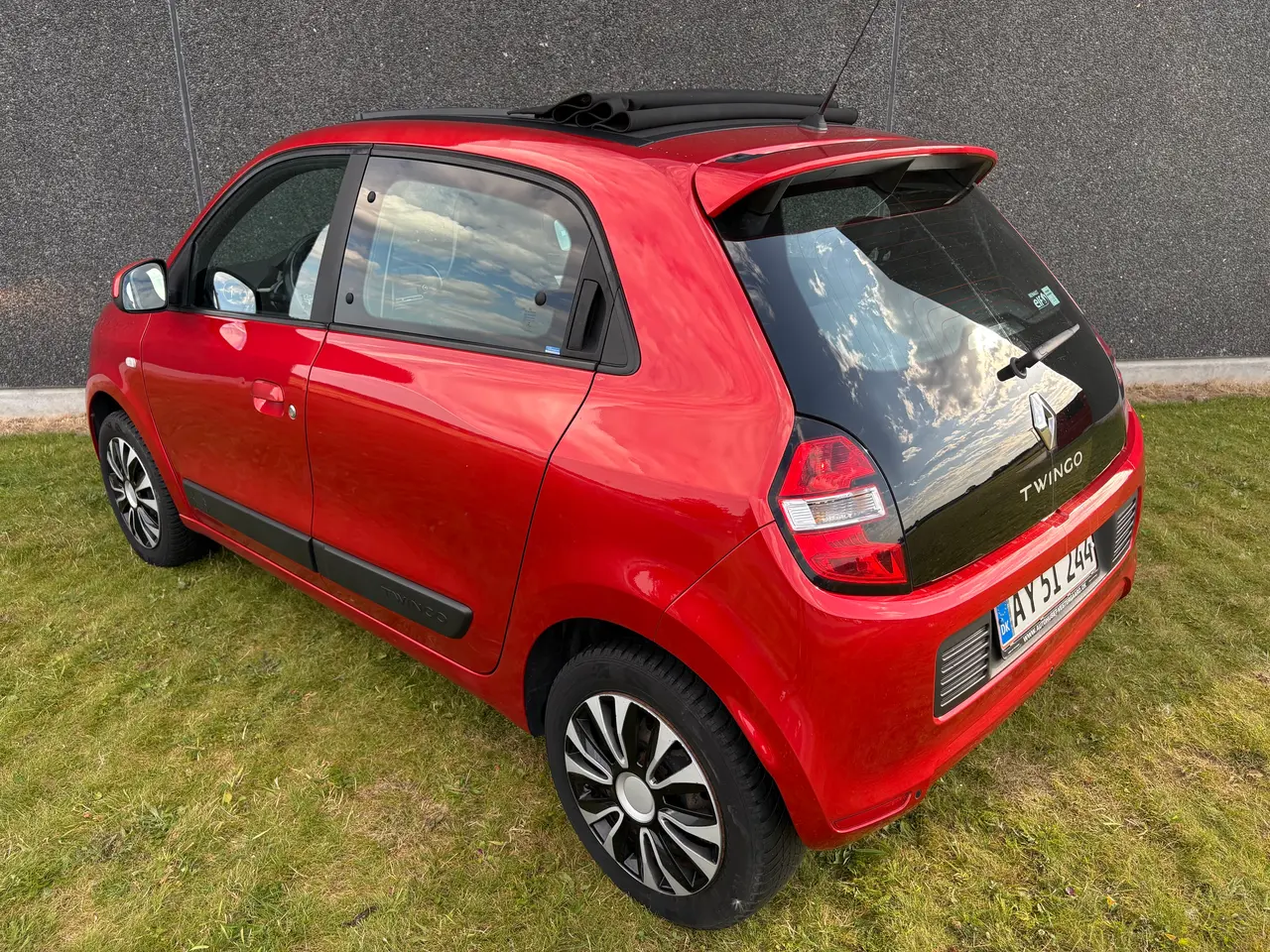 Billede 6 - Flot og velkørende "cabriolet" i flot farve