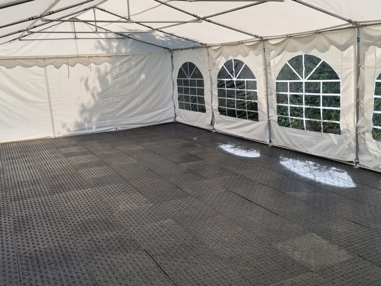 Billede 4 - Festtelt 5x10