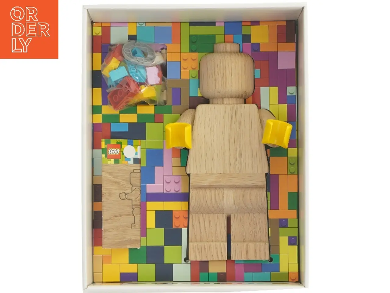 Billede 2 - LEGO træ minifigur sæt fra LEGO (str. 20 cm)