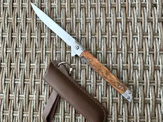 Foldekniv med etui