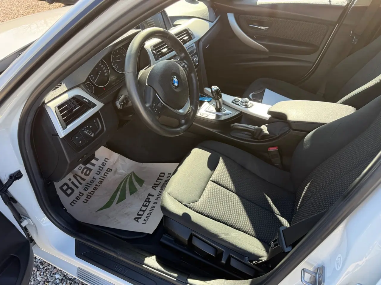 Billede 6 - BMW 330i 2,0 Touring aut.