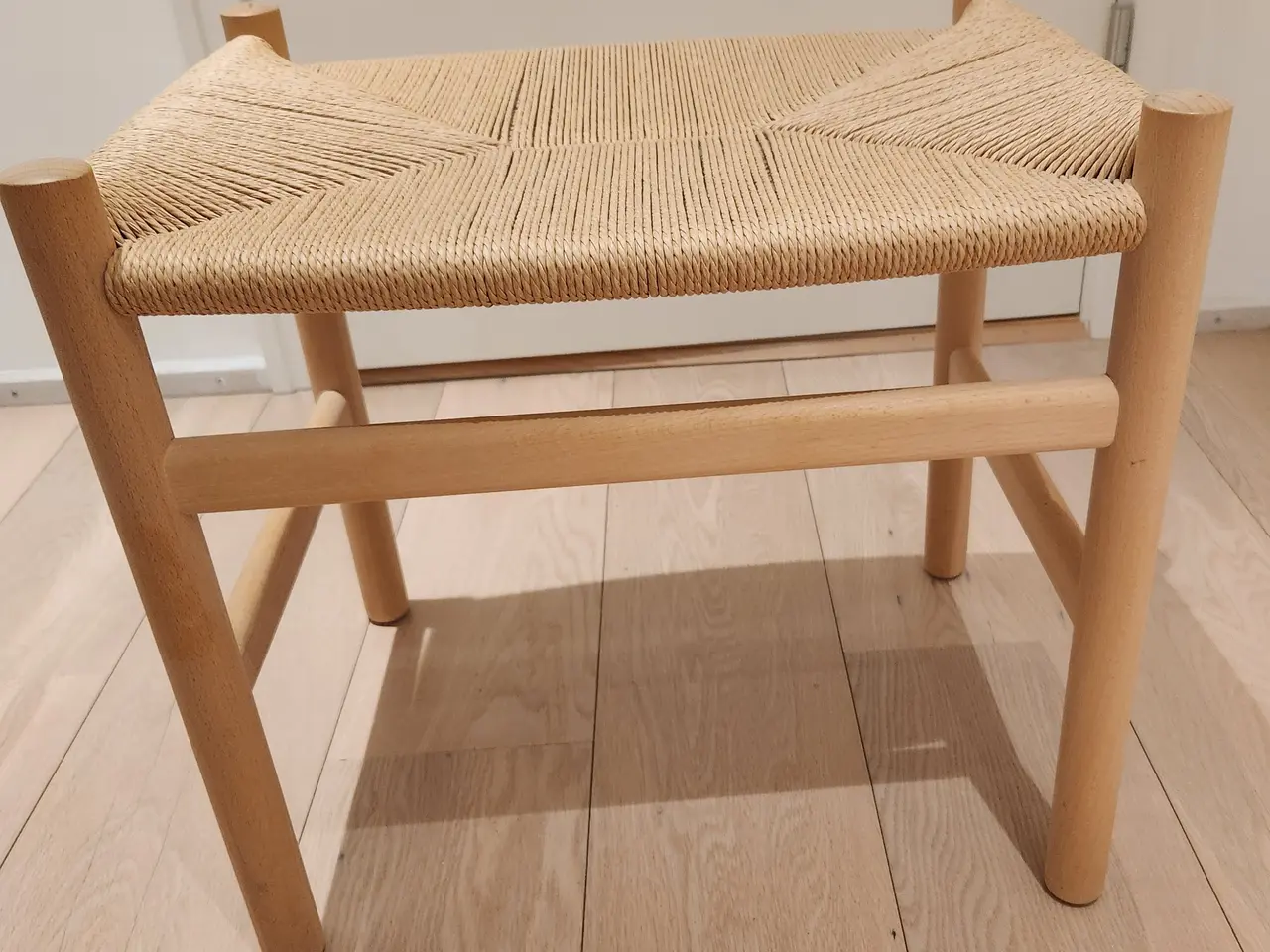 Billede 1 - CH53 Wegner fodskammel