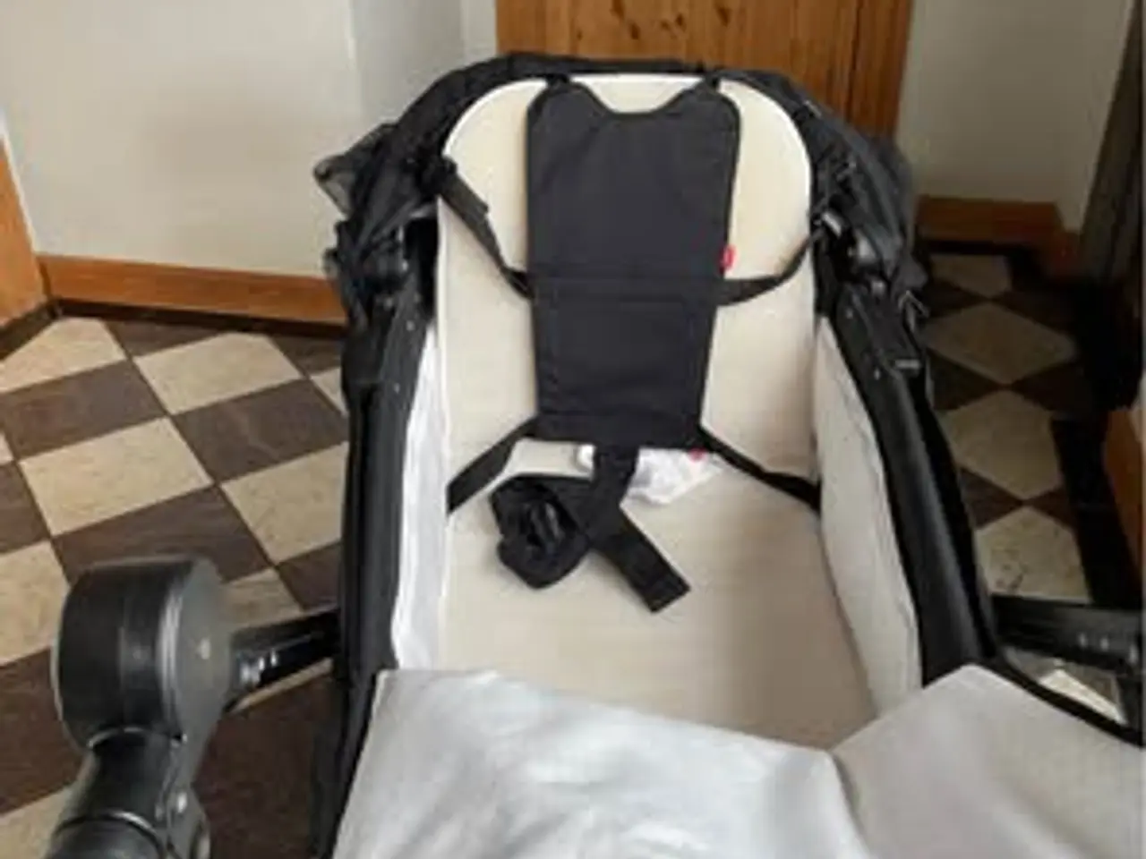 Billede 2 - Emmaljunga barnevogn i outdoor Black