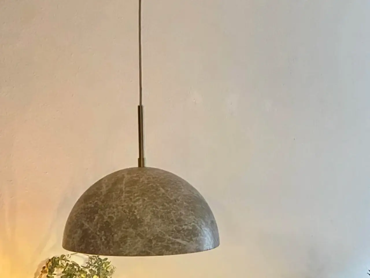 Billede 1 - Pendellampe i Marmorlook