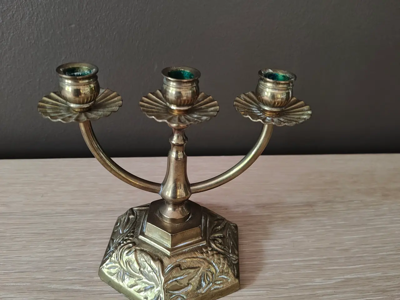 Billede 4 - Flot 3-armet messing lysestage