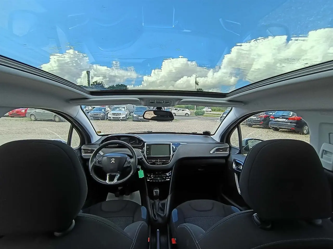 Billede 2 - Peugeot 208 1,2 VTi Allure Sky 82HK 5d