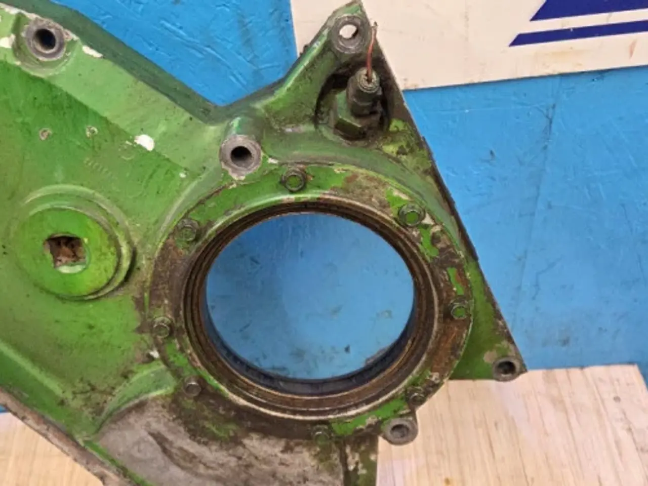 Billede 9 - John Deere 6125HZ001 Dæksel R131373
