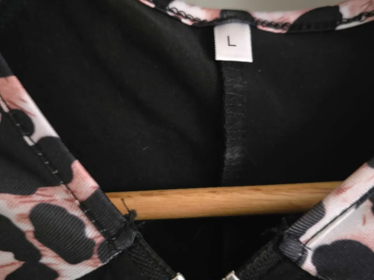 Billede 3 - Rigtig fin lang kjole med slids i begge sider 